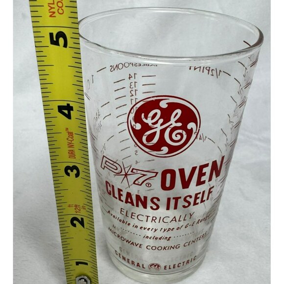 General Electric GE P7 Cleans Electrically Oven Federal Glass Measuring Cup 1963 - Picture 2 of 10